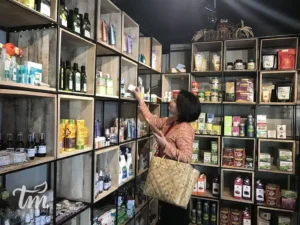 Toni blog organic everyday at earth origins marketplace cafe